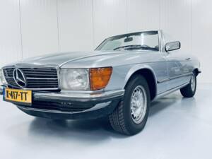 Image 8/15 of Mercedes-Benz 380 SL (1982)