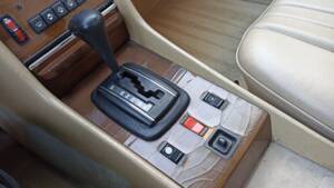 Imagen 7/10 de Mercedes-Benz 500 SL (1983)