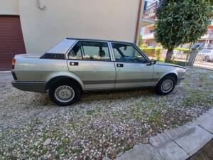 Immagine 71/81 di Alfa Romeo Giulietta 1.6 (1984)