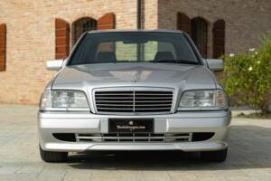 Image 3/50 of Mercedes-Benz C 36 AMG (1995)