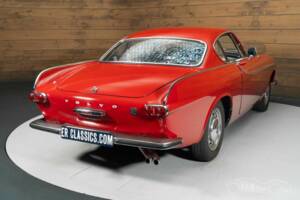 Image 13/19 of Volvo 1800 S (1967)