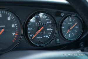 Afbeelding 17/23 van Porsche 911 Targa (1997)