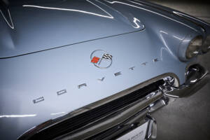 Image 24/78 of Chevrolet Corvette (1962)