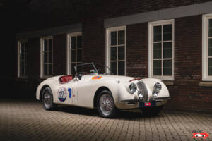 Image 3/24 of Jaguar XK 120 SE OTS (1954)