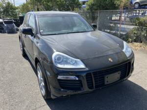 Immagine 2/40 di Porsche Cayenne GTS (2008)
