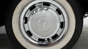 Afbeelding 11/15 van Mercedes-Benz 220 S Cabriolet (1959)