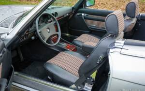 Bild 27/59 von Mercedes-Benz 280 SL (1985)