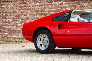 Image 29/50 de Ferrari 308 GTSi (1981)
