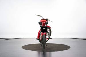 Immagine 3/50 di Moto Guzzi Motoleggera 65 (1951)