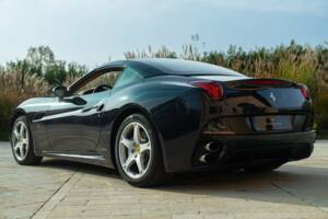 Afbeelding 7/50 van Ferrari California (2010)