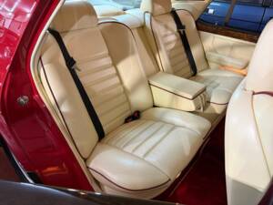 Image 14/50 of Bentley Turbo R (1988)