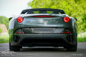 Image 81/85 of Ferrari California (2010)