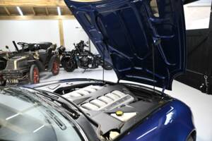 Image 18/50 of Aston Martin DB 7 GT (2004)
