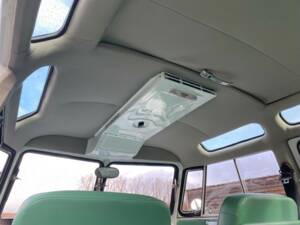 Imagen 11/19 de Volkswagen T1 Samba 1.2 (1959)