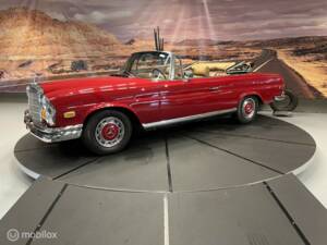Image 3/40 of Mercedes-Benz 280 SE (1969)