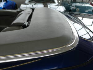 Image 30/37 of BMW 325i (1991)