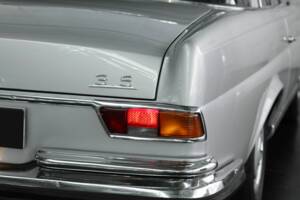Image 42/49 de Mercedes-Benz 280 SE (1970)