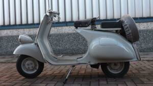 Image 3/50 of Piaggio Vespa 125 (1955)