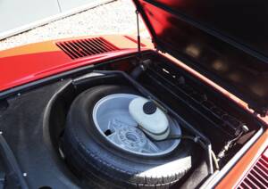 Image 55/61 of Ferrari 308 GTBi (1982)