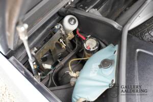 Image 11/50 of Ferrari Dino 208 GT4 (1976)