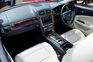 Image 49/50 of Jaguar XKR (2007)