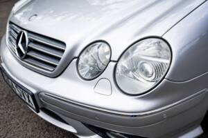 Image 35/36 of Mercedes-Benz CL 500 (2004)