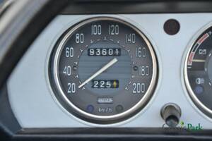 Immagine 26/38 di Peugeot 504 Convertible (1970)