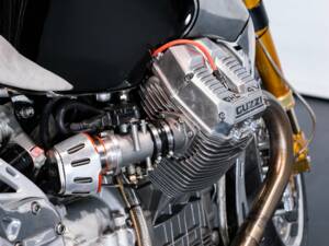 Image 37/50 of Moto Guzzi DUMMY (1998)