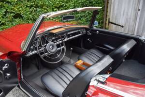 Image 25/45 de Mercedes-Benz 230 SL (1964)