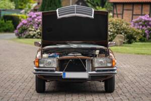 Image 8/81 of Mercedes-Benz 280 SE (1979)