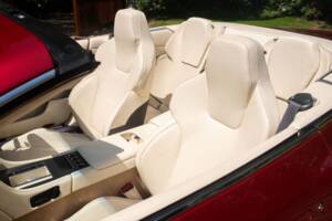Image 39/52 of Aston Martin DB 9 Volante (2006)