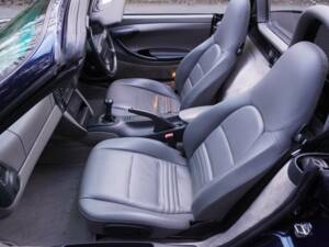 Image 12/18 of Porsche Boxster (1997)