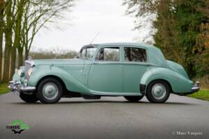 Image 28/46 of Bentley R-Type (1953)