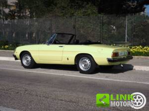 Image 9/10 de Alfa Romeo 2000 Spider Veloce (1975)