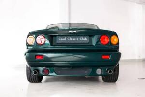 Image 6/37 of Aston Martin V8 Coupé (1999)