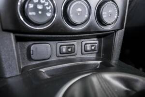 Image 27/50 of Mazda MX-5 2.0 (2009)