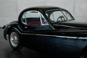 Image 24/48 of Jaguar XK 120 FHC (1954)