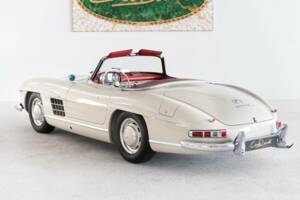 Image 6/50 of Mercedes-Benz 300 SL Roadster (1961)