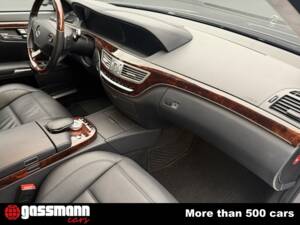 Image 12/15 de Mercedes-Benz S 63 AMG (2008)