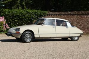Imagen 17/50 de Citroën DS 20 Pallas (1971)
