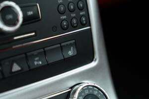 Image 36/50 of Mercedes-Benz SLS AMG (2010)