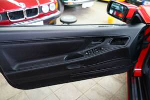 Immagine 29/50 di BMW 850i (1990)
