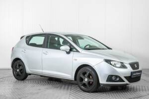 Immagine 4/44 di SEAT Ibiza 1.2 TDI (2012)
