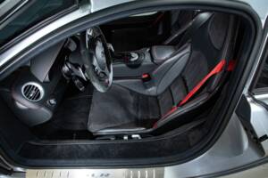 Image 13/25 of Mercedes-Benz SLR McLaren 722 (2006)