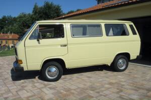 Bild 3/40 von Volkswagen T3 Caravelle 2.0 (1987)