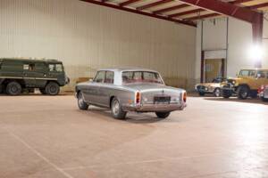 Imagen 21/74 de Rolls-Royce Silver Shadow I (1971)