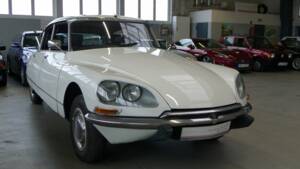 Bild 24/41 von Citroën D Super Familiale (1973)