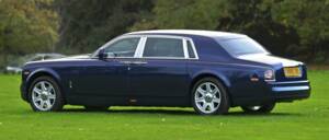 Image 11/50 of Rolls-Royce Phantom VII (2009)