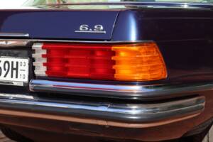 Image 56/57 de Mercedes-Benz 450 SEL 6,9 (1977)