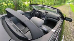 Imagen 21/58 de Mercedes-Benz SL 350 (2005)